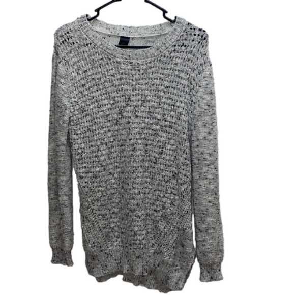 Madison Lilly black white long sleeve chunky knitted holiday sweater size medium - Picture 2 of 11